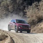 2022-tucson-hybrtid-01-autm